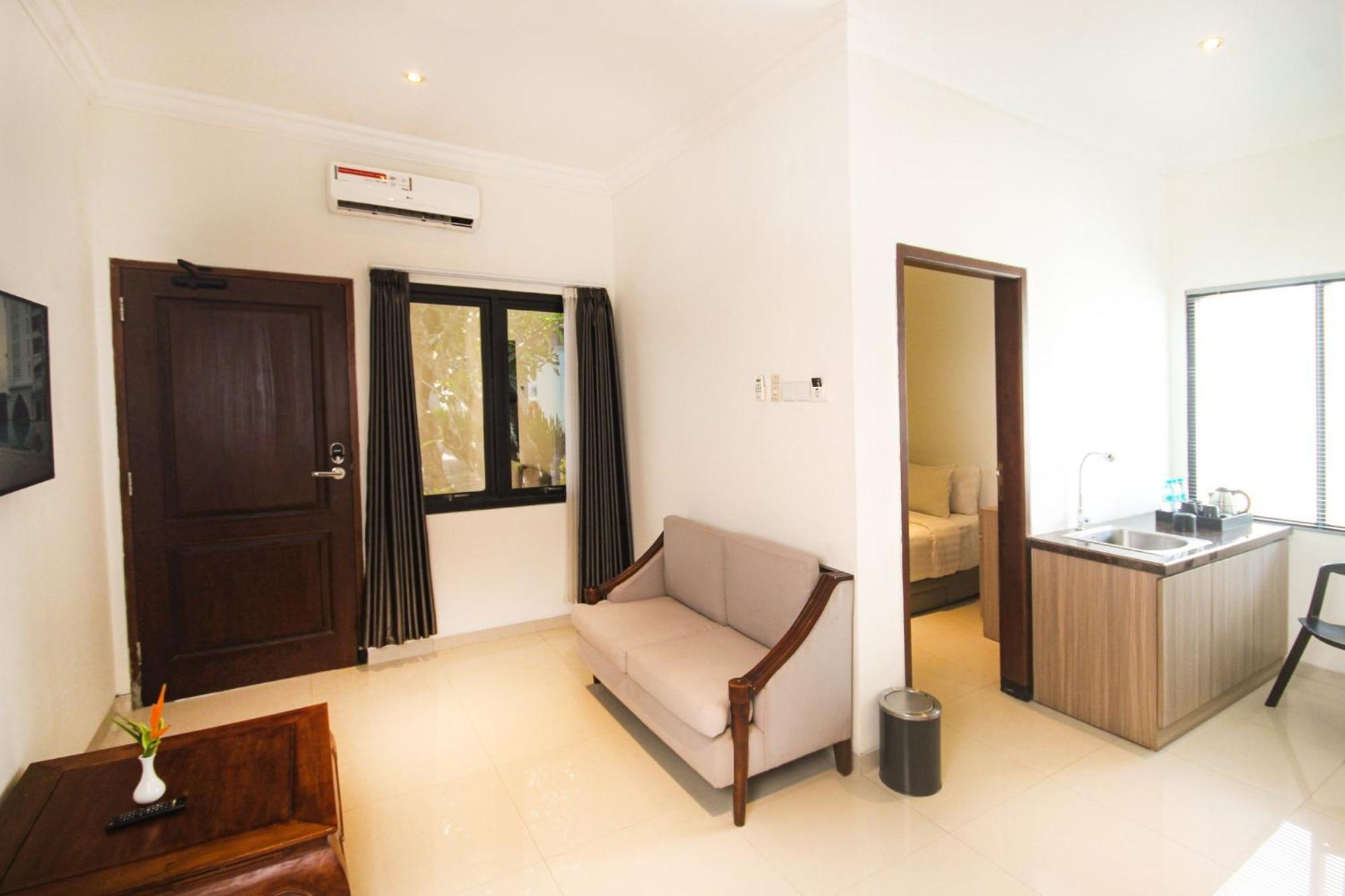Grand Rohan Jogja Hotel Baturetno
